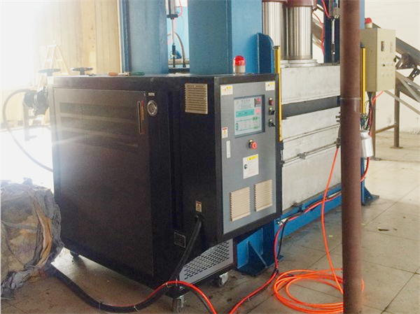 模溫機(jī)的維護(hù)保養(yǎng)需要從哪些方面進(jìn)行？維護(hù)事項(xiàng)為您列舉