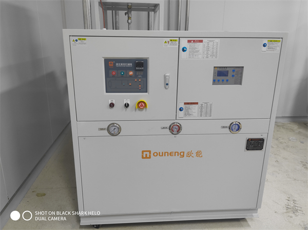 冷水機怎么選配