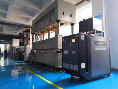 模溫機(jī)接模具哪里，詢問(wèn)「歐能機(jī)械」更專業(yè)