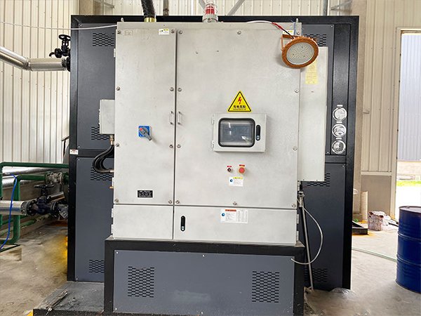 樹(shù)脂控溫有機(jī)熱載體爐2
