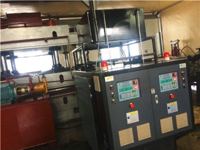 內飾件壓板加熱模溫機 (10)