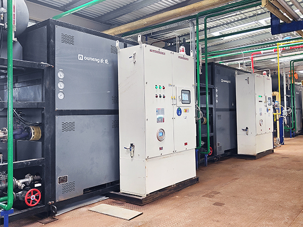 防爆高溫模溫機(jī)，專為易燃易爆危險(xiǎn)場所設(shè)計(jì)