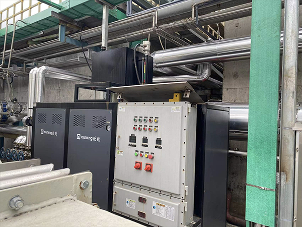 化工行業生產散熱器控溫，防爆定制模溫機助力