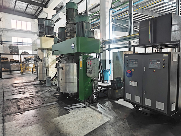 新材料成型模溫機(jī)2 新材料成型模溫機(jī)2